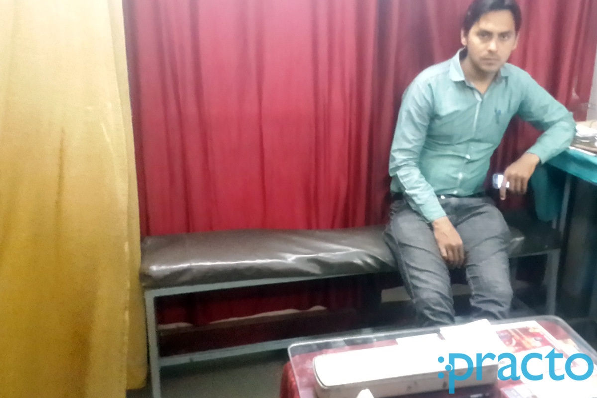 Reception at Al-Zoofeen Health Worx Old Palasia Indore