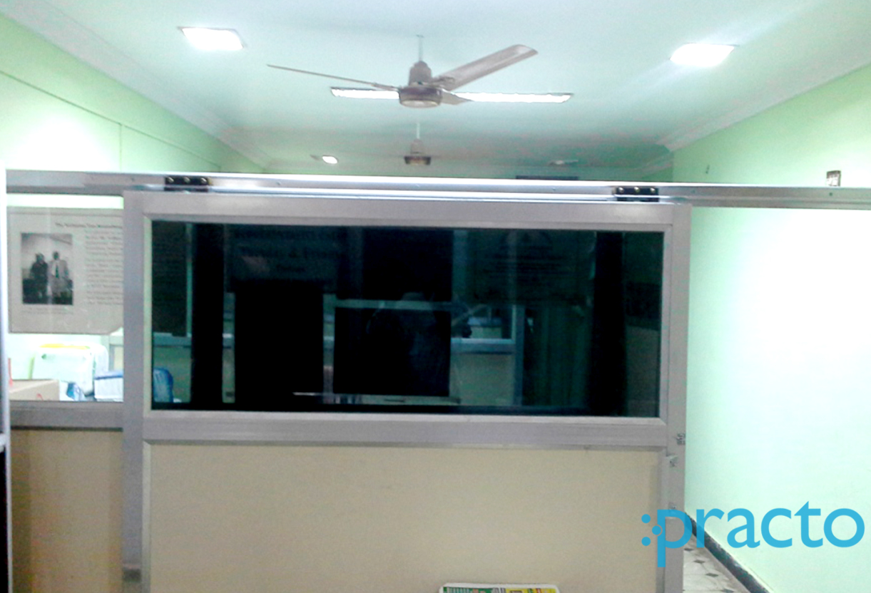 Entrance at Akshadha Diabetic & Family Clinic Eluru Road Vijayawada