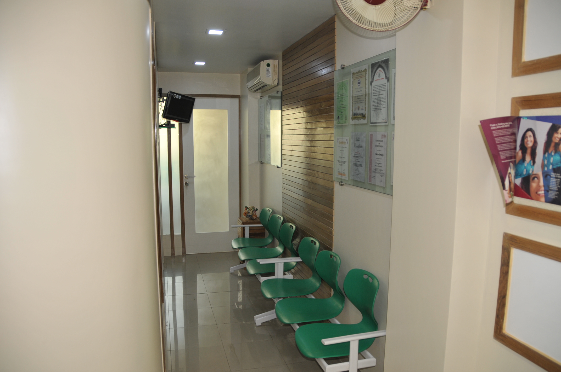 Waiting Area at The Dental Place Thane West Thane