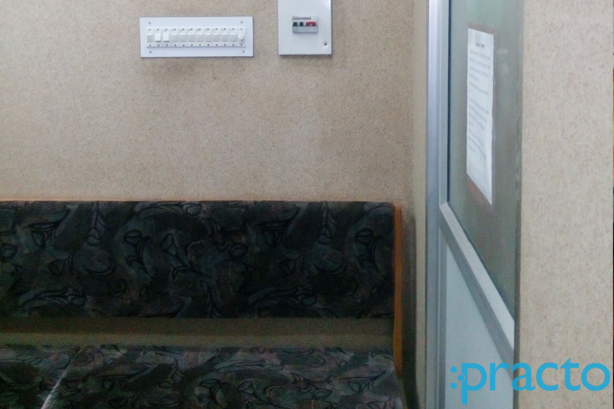 Waiting Area at Dr. Shatrughan Sahay Clinic Lucknow Chowk Lucknow