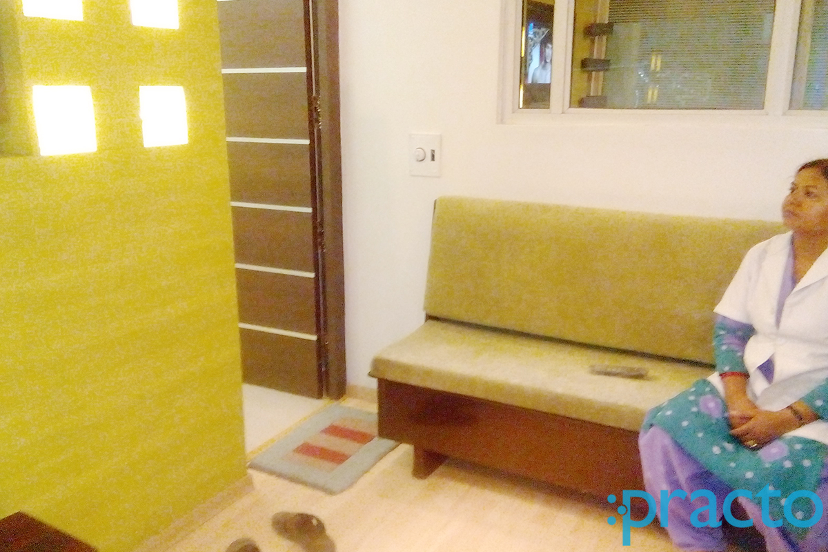 Waiting Area at Rajat Dental Care Mahanagar Lucknow