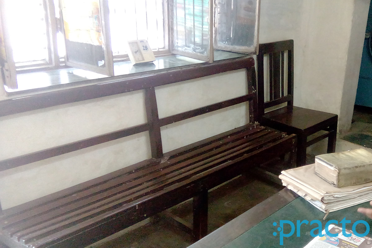 Waiting Area at Katiyar Homeo Clinic Mahanagar Lucknow