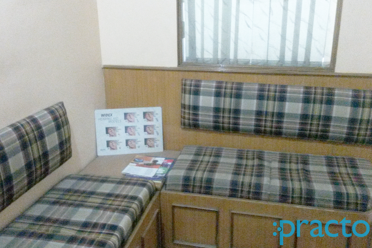 Waiting Area at Sanjay Jain Clinic Arera Colony Bhopal