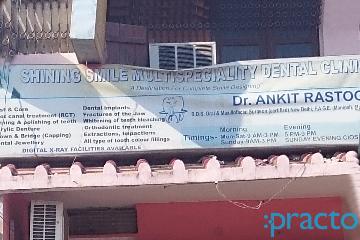 Entrance at Shining Multispeciality Dental Clinic Alambagh Lucknow