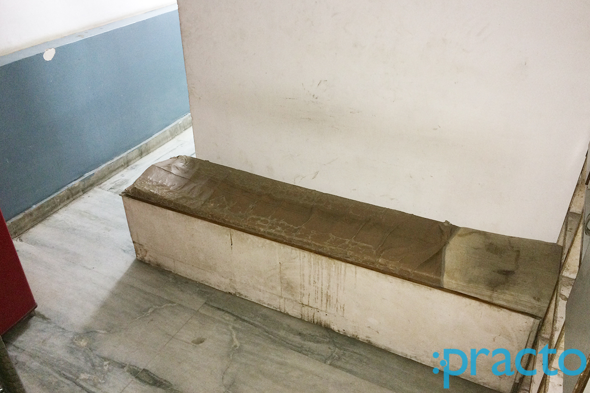 Waiting Area at Chauhan Dental Clinic Alambagh Lucknow