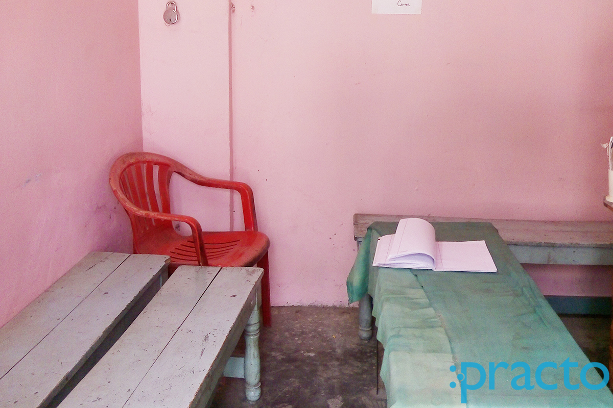 Waiting Area at Family Clinic Saadatganj Lucknow