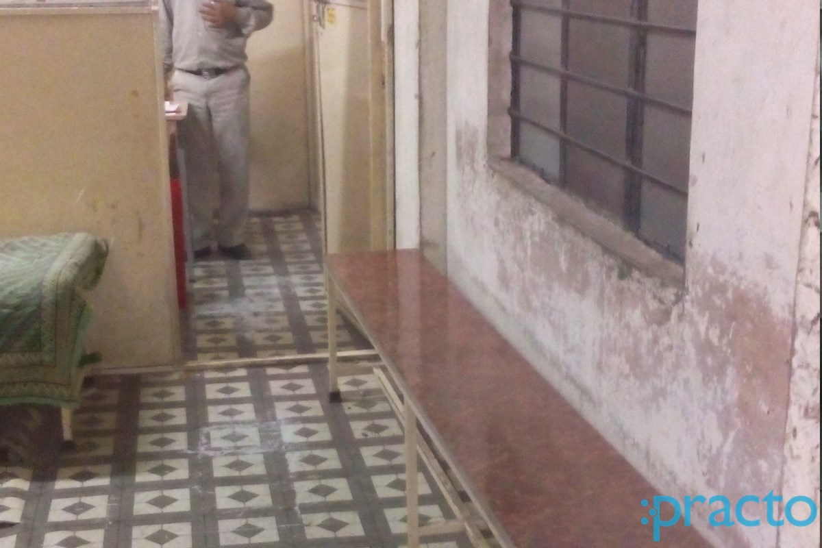 Waiting Area at Eshwari Clinic Katraj Pune