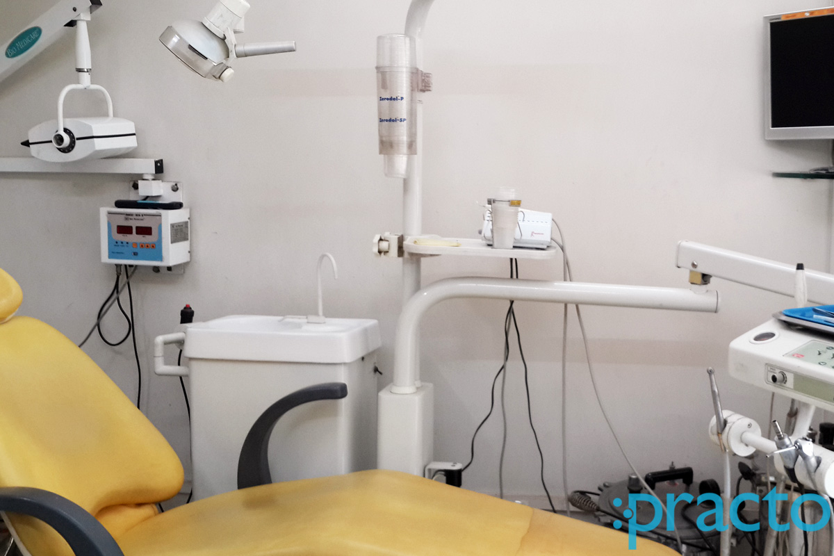 Services at Amrut Dental Clinic D'souza Colony Nashik