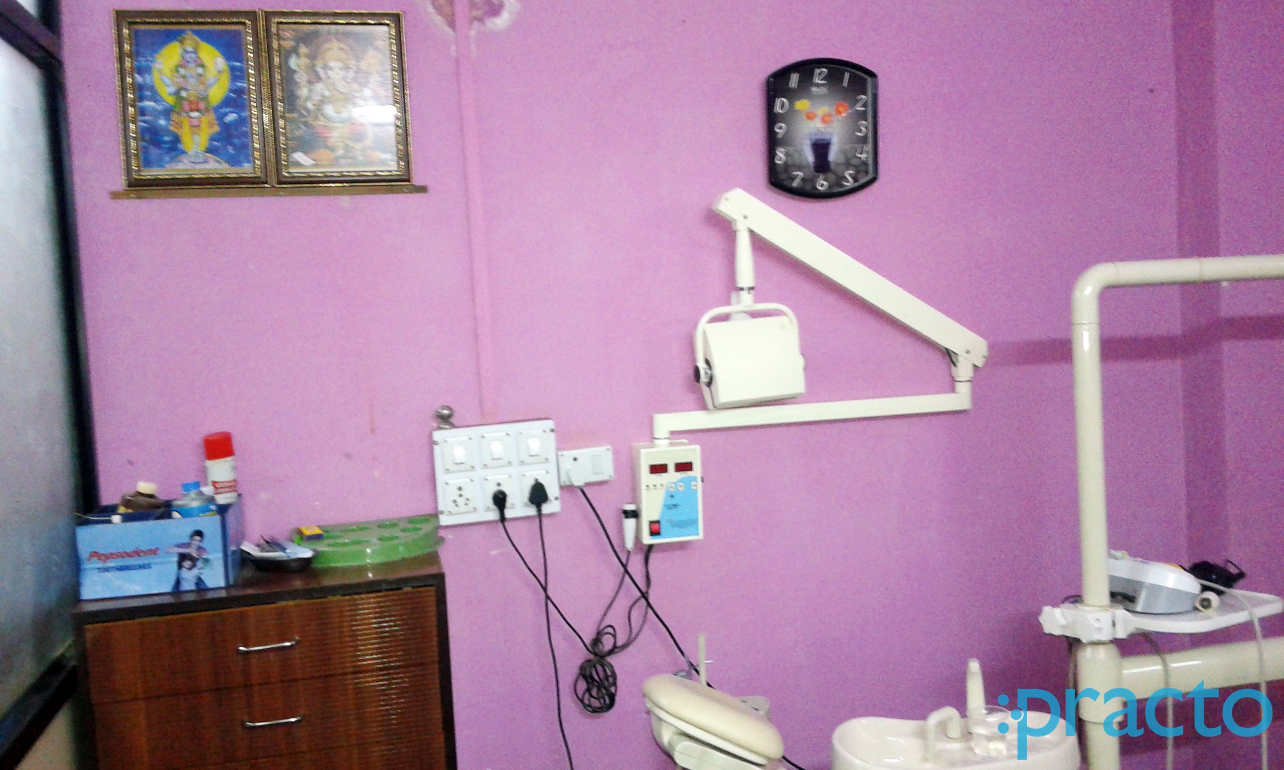 Services at Gurumauli Dental Clinic Nashik Road Nashik