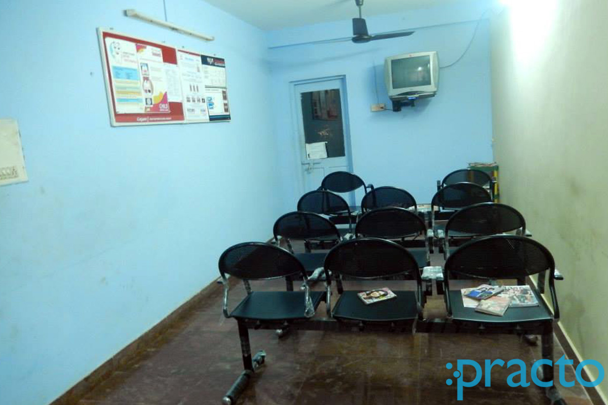 Waiting Area at Ragu dental clinic Padi Chennai