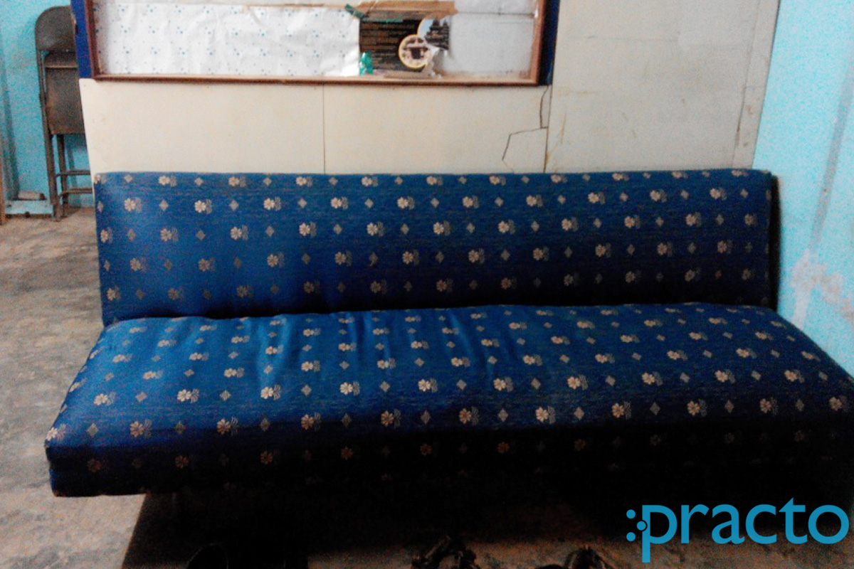 Waiting Area at Dr. Luke Ravi Chelliah Clinic Korattur Chennai
