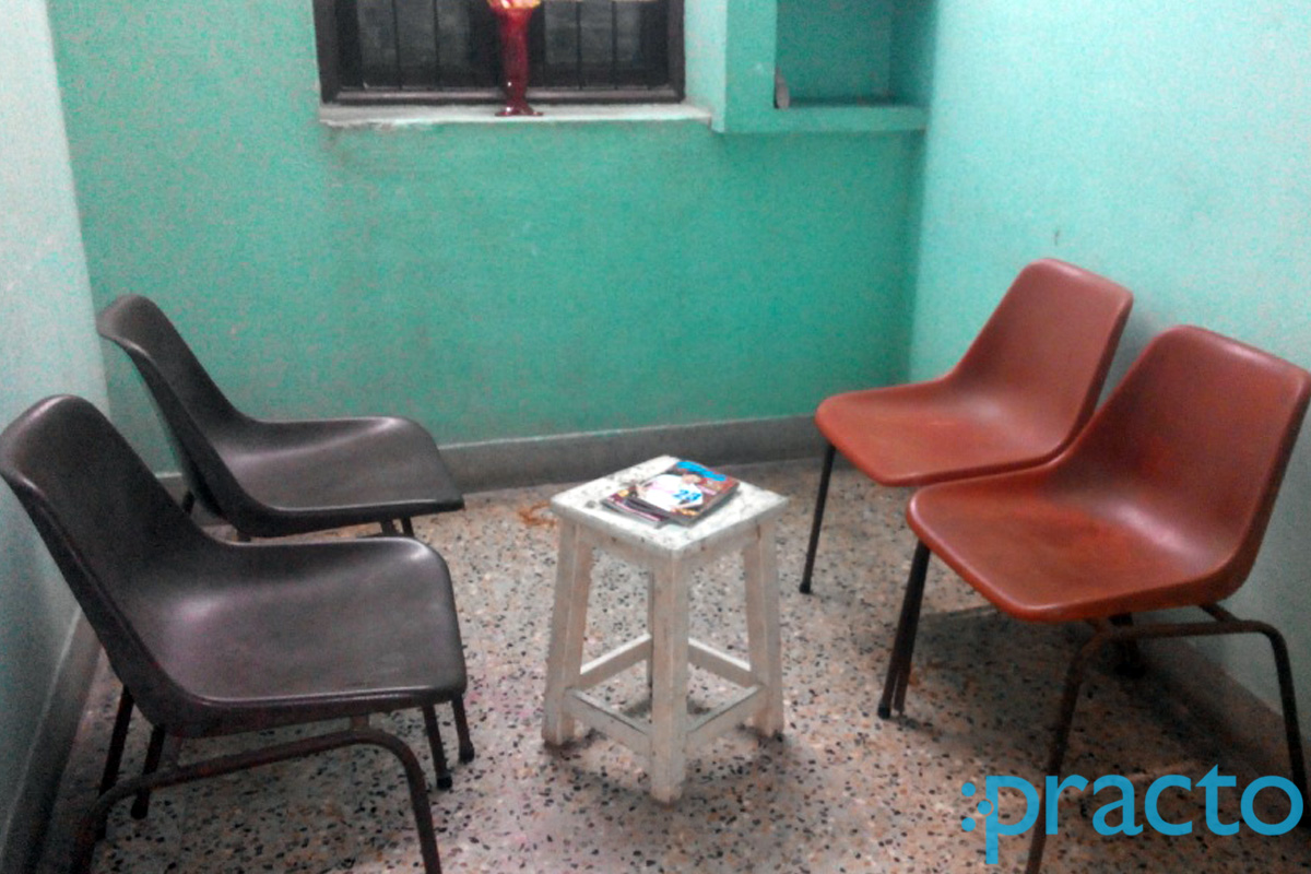 Waiting Area at G. M. Dental Clinic Pulianthope Chennai