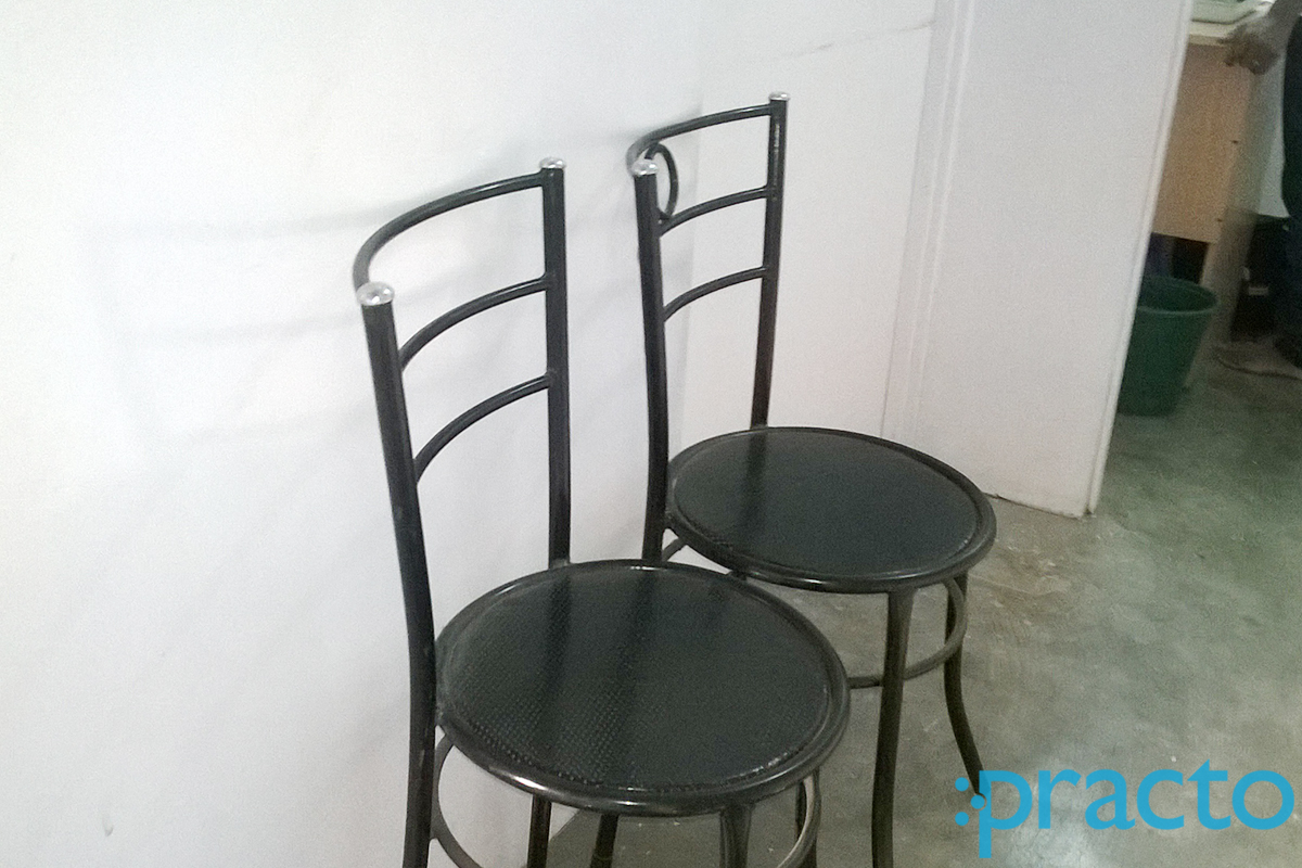 Waiting Area at S.K.Nellaiappa Ganesan Clinic Porur Chennai
