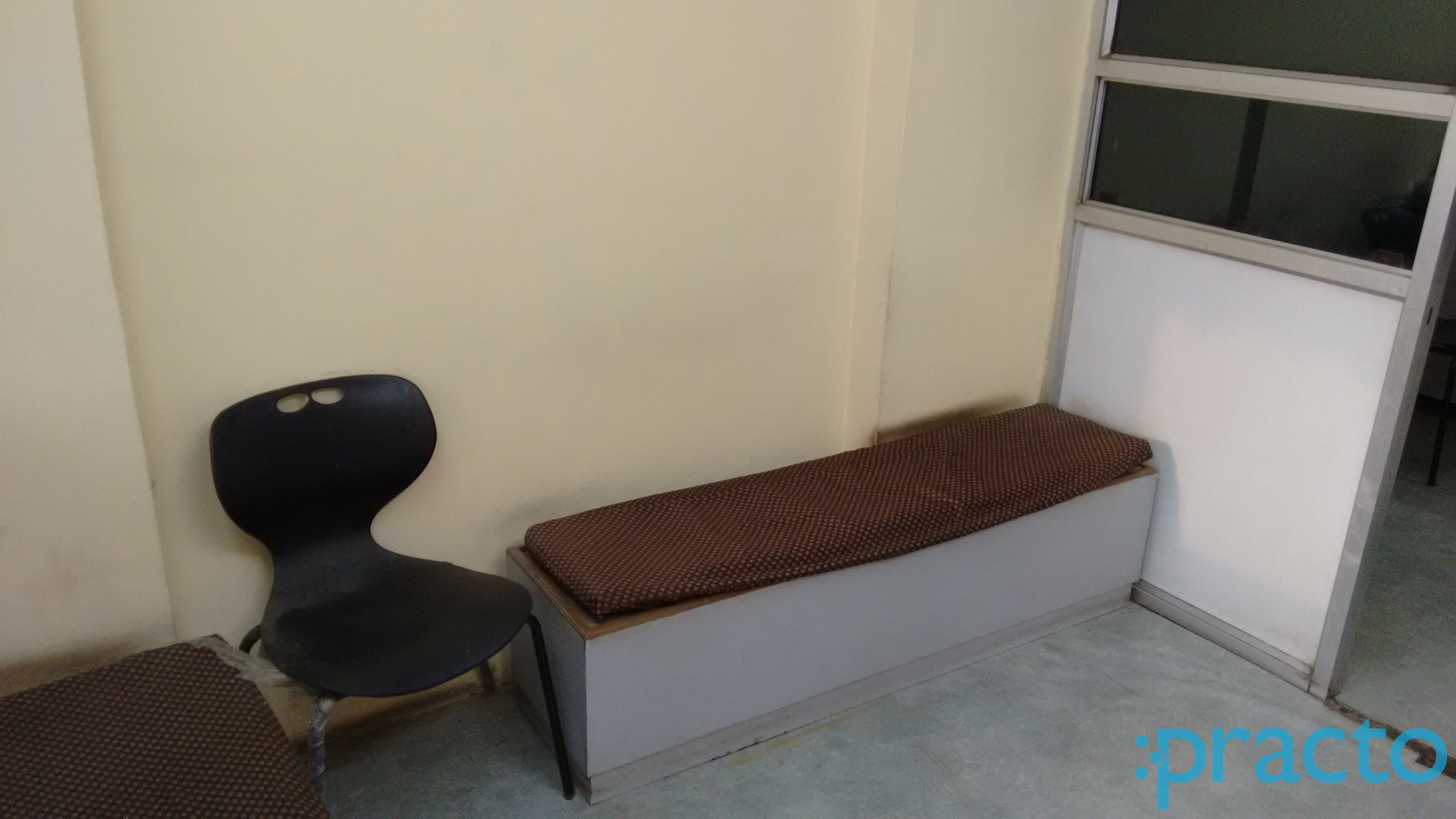 Waiting Area at Shree Clinic Pimpri-Chinchwad Pune