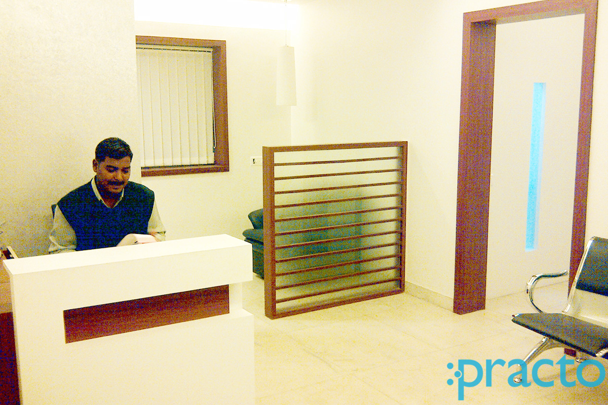 Reception at Oatc-Oralife Dental Clinics Aundh Pune