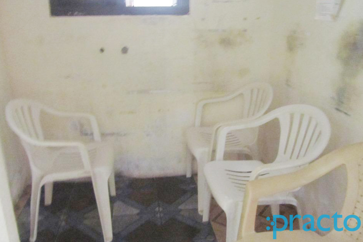 Waiting Area at Shanthi Clinic KK Nagar Chennai