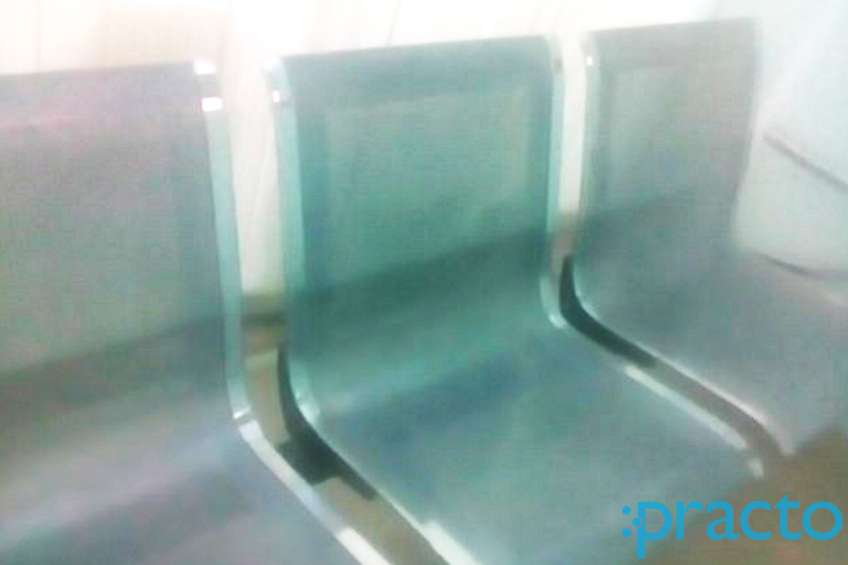 Waiting Area at Pearl Fix Clinic Akshaya nagar Bangalore
