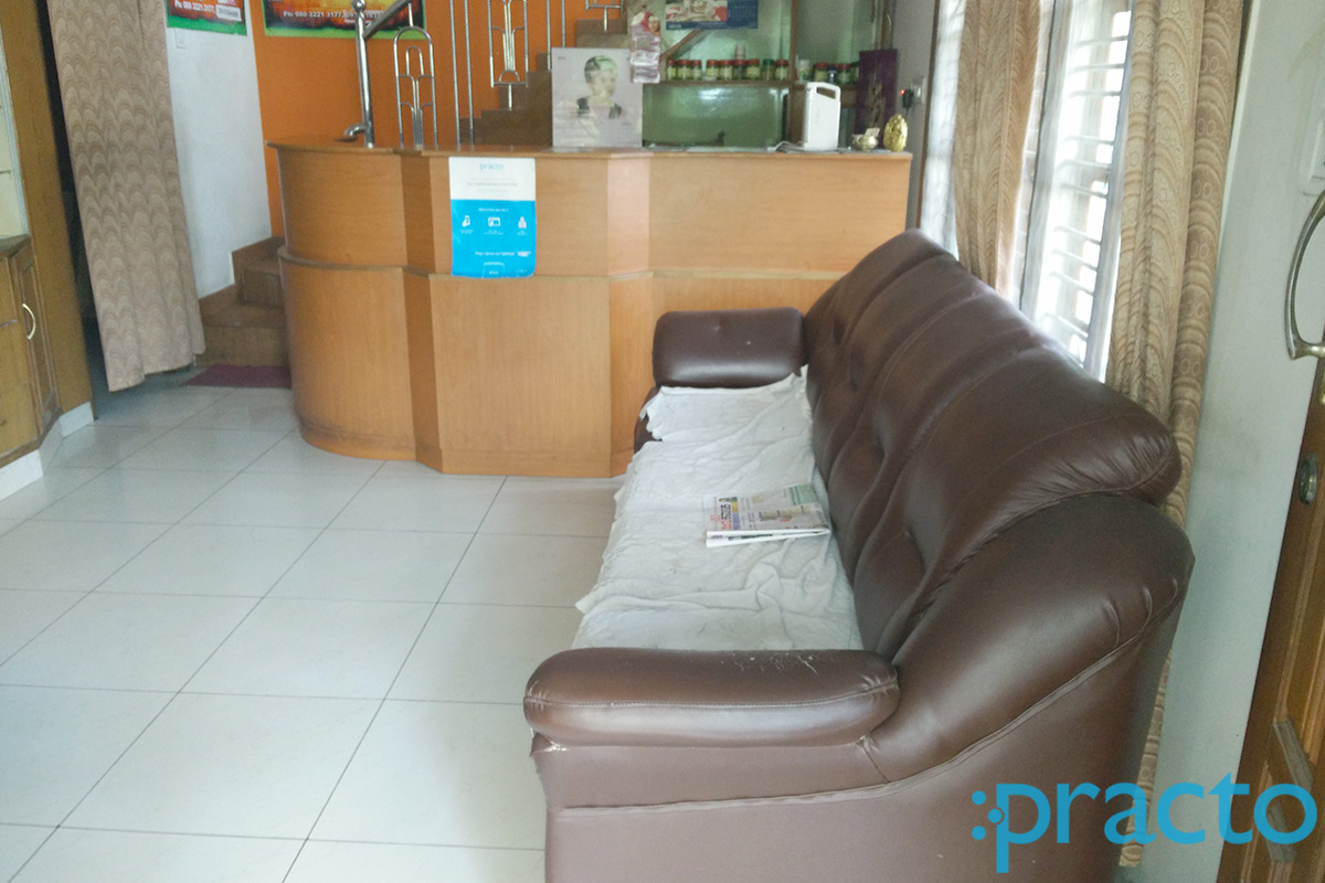 Reception at Ayur Chaithanya Ayurveda Clinic Nagarbhavi Bangalore