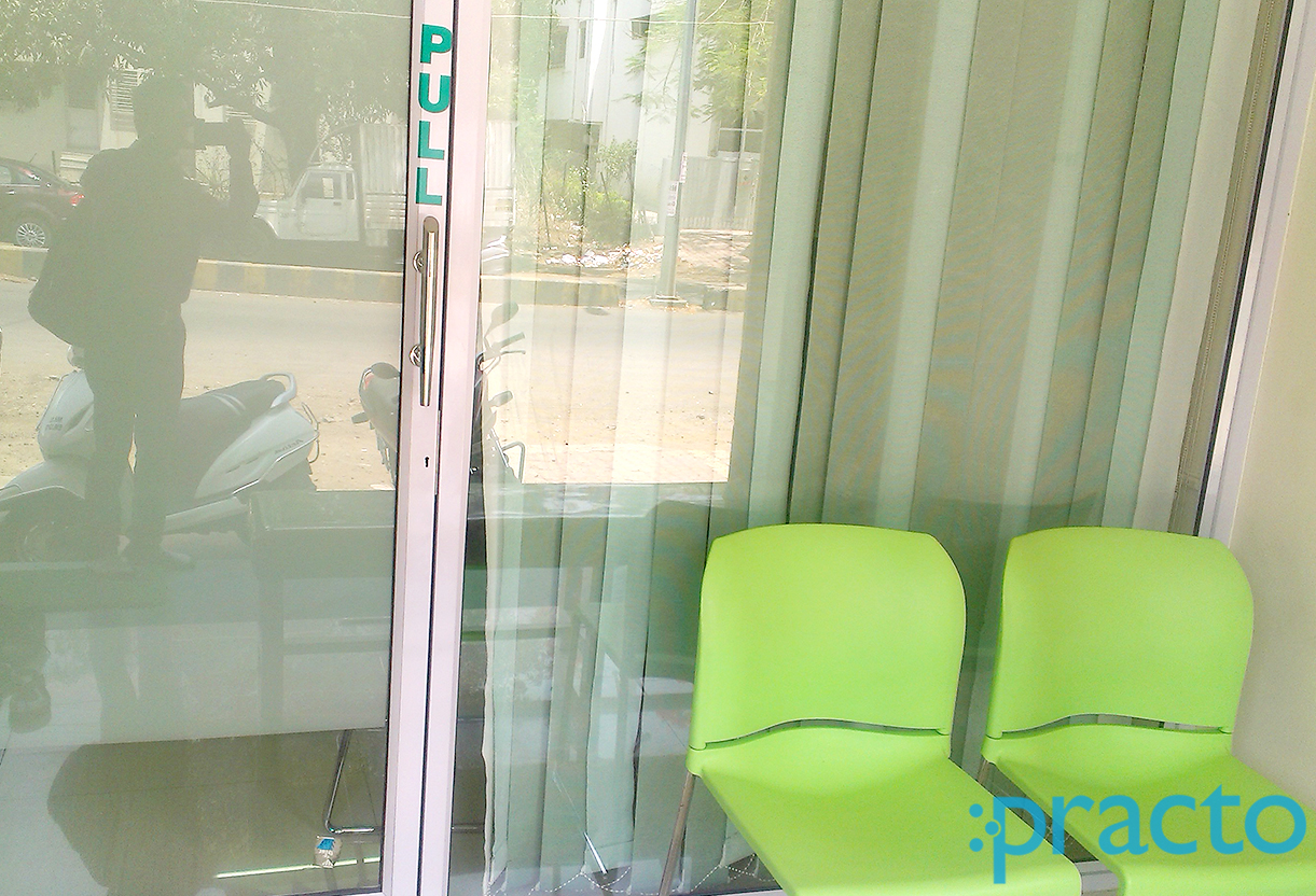 Waiting Area at Jyoti Dental Clinic Tidke Colony Nashik