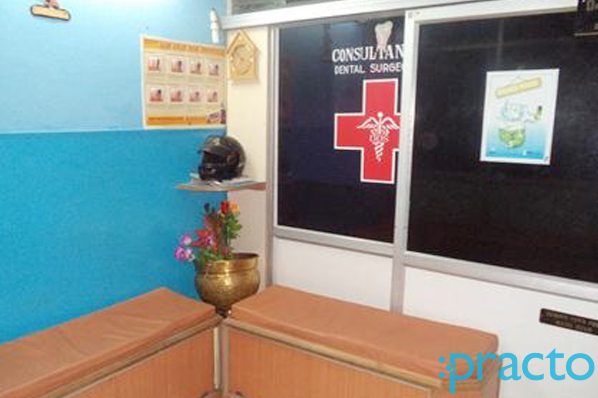 Waiting Area at J P R Dental Clinic Jayamahal Bangalore