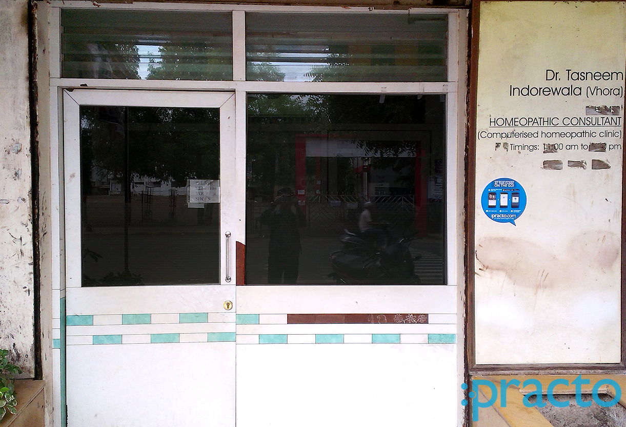 Entrance at Dr. Tasneem K. Indorewala Homoeopathic Clinic Dwarka Corner Nashik