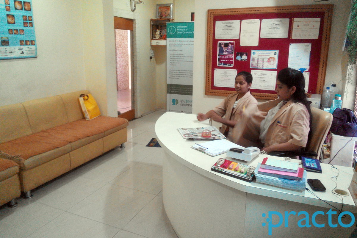 Reception at Dr Sanjay Agrawal's Clinic Indore Tukoganj Indore
