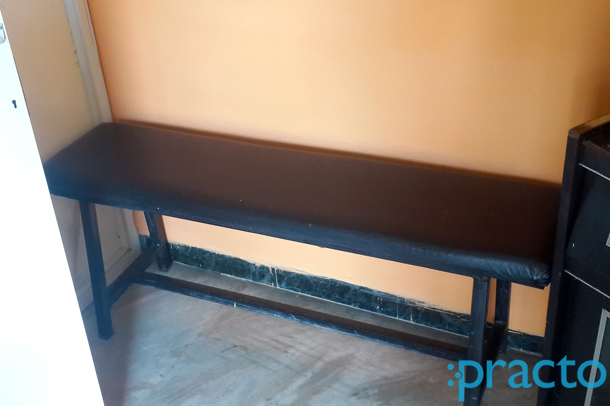 Waiting Area at Sumit Dental Clinic Musakhedi Indore