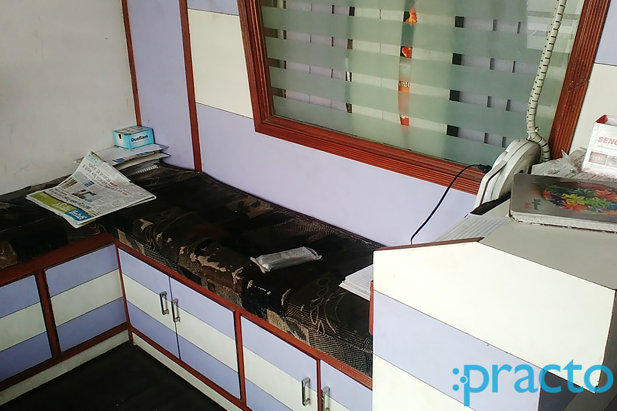 Waiting Area at Dental Clinic Advanced Multispeciality Manewada Road Nagpur