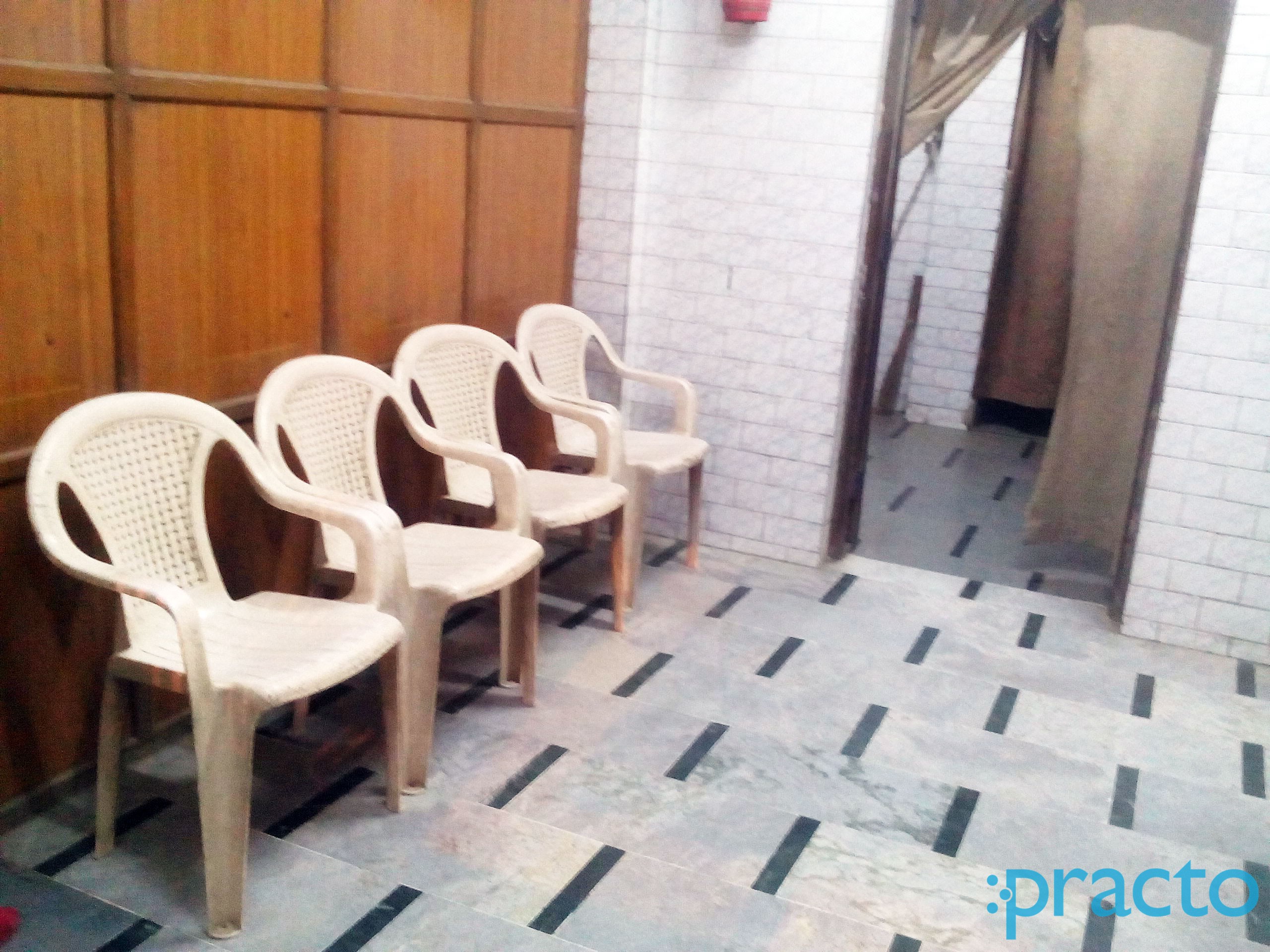 Waiting Area at Sabahat Hospital Kiradpura Aurangabad