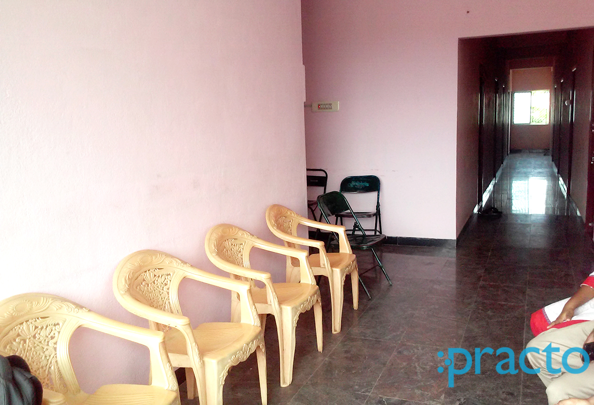 Waiting Area at Pushpam Suresh Clinic Saravanampatti Coimbatore