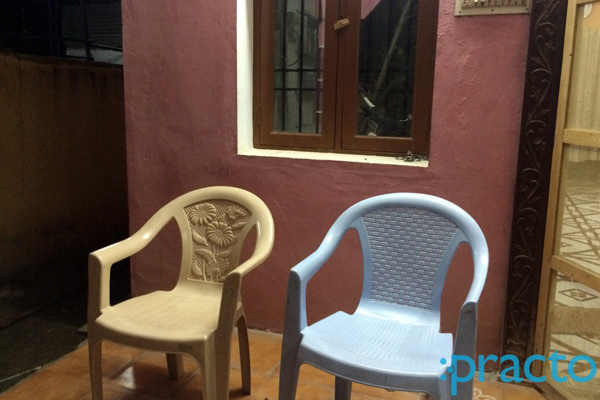 Waiting Area at Sukhaalaya Ayurvedha & Siddha Clinic Neelankarai Chennai