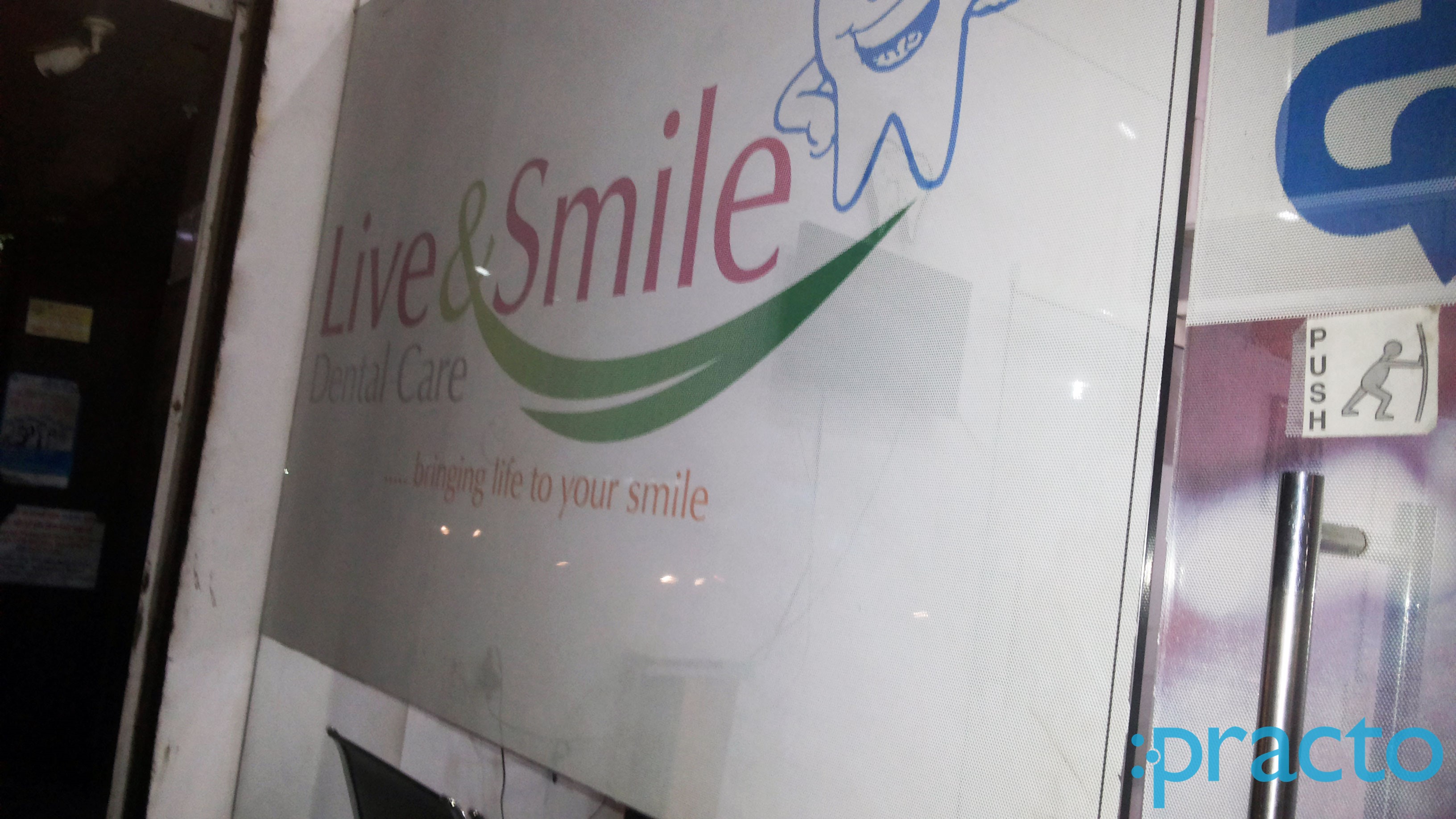 Entrance at Live & Smile Dental Care Garkheda Aurangabad