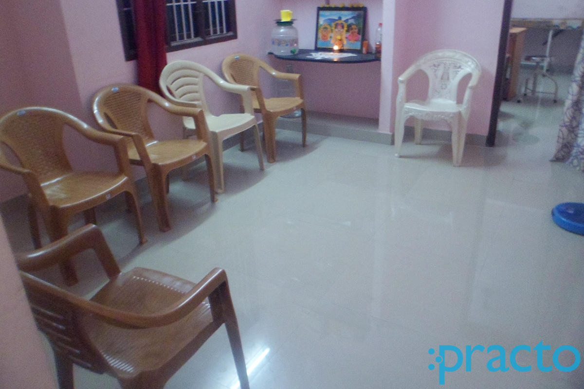 Waiting Area at Shri Vishnu Clinic Chromepet Chennai