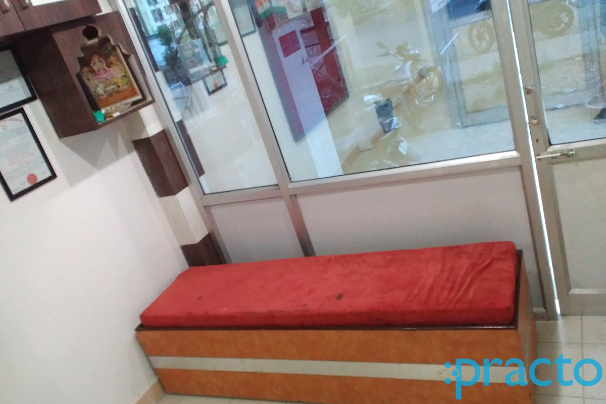 Waiting Area at Arogya Dental & Homeopathic Clinic Bawadia Kalan Bhopal
