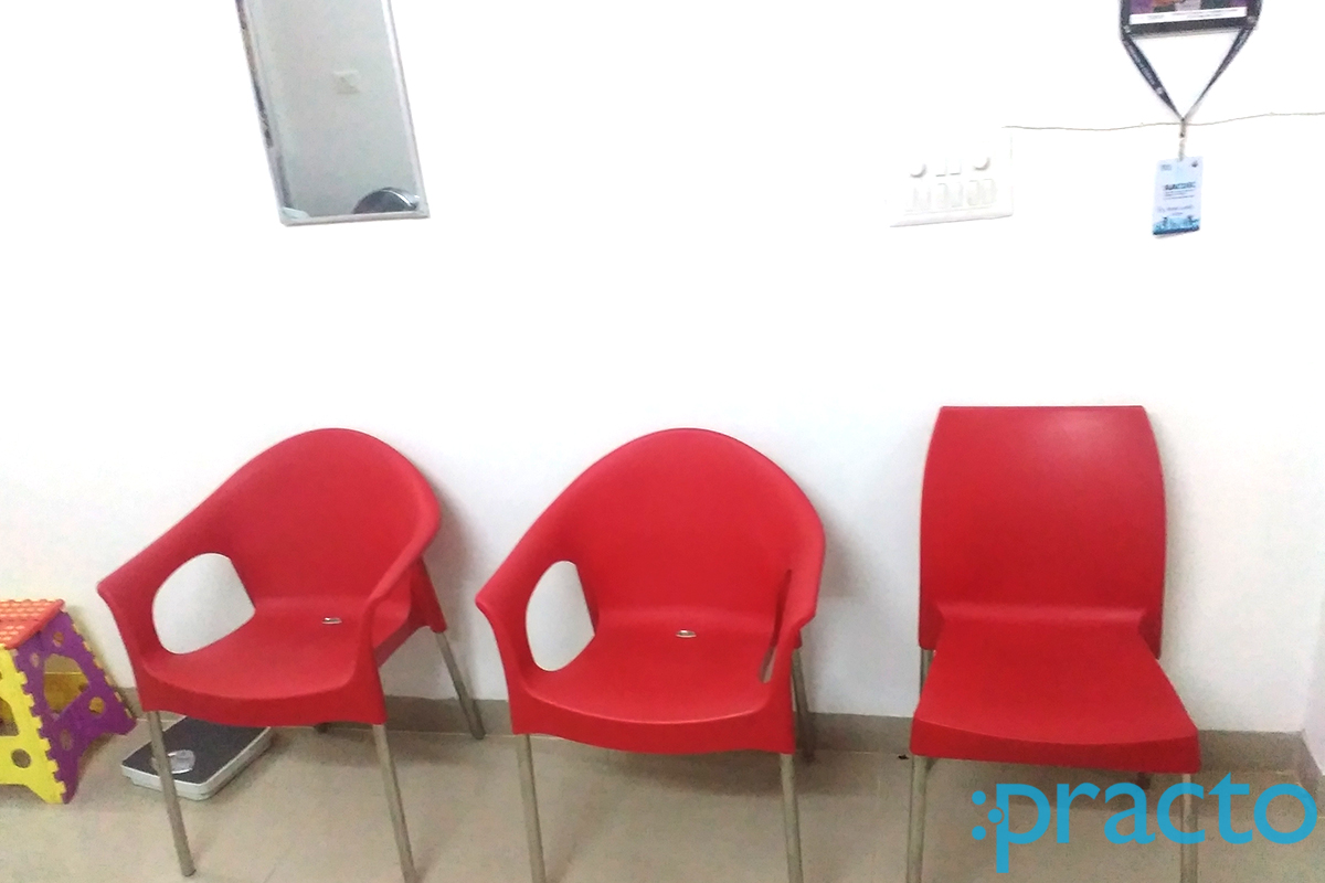 Waiting Area at Astha Multi speciality Clinic Bawadia Kalan Bhopal