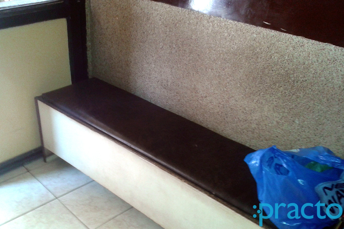 Waiting Area at Dr. Nalini Lonial's Clinic Lal Kurti Bazar Meerut