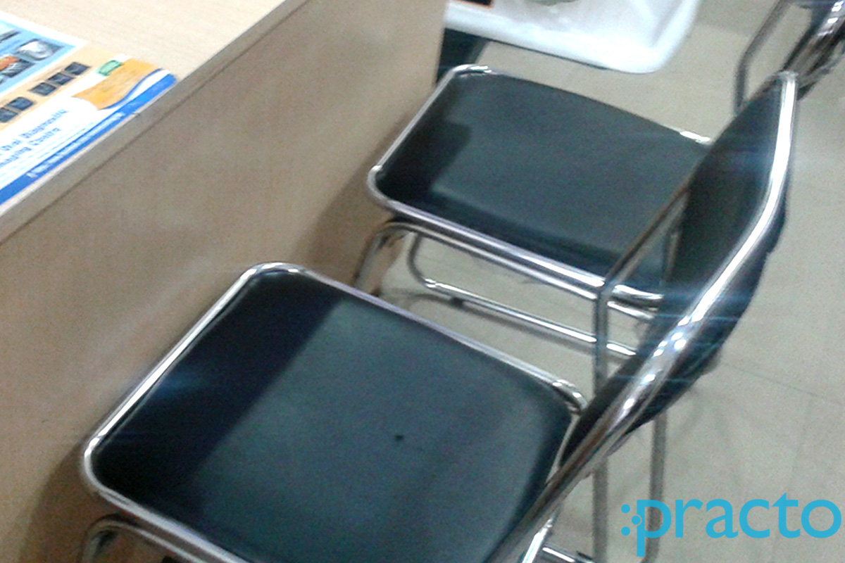 Waiting Area at Khatri's General Dental & Cosmetic Clinic Lal Kurti Bazar Meerut