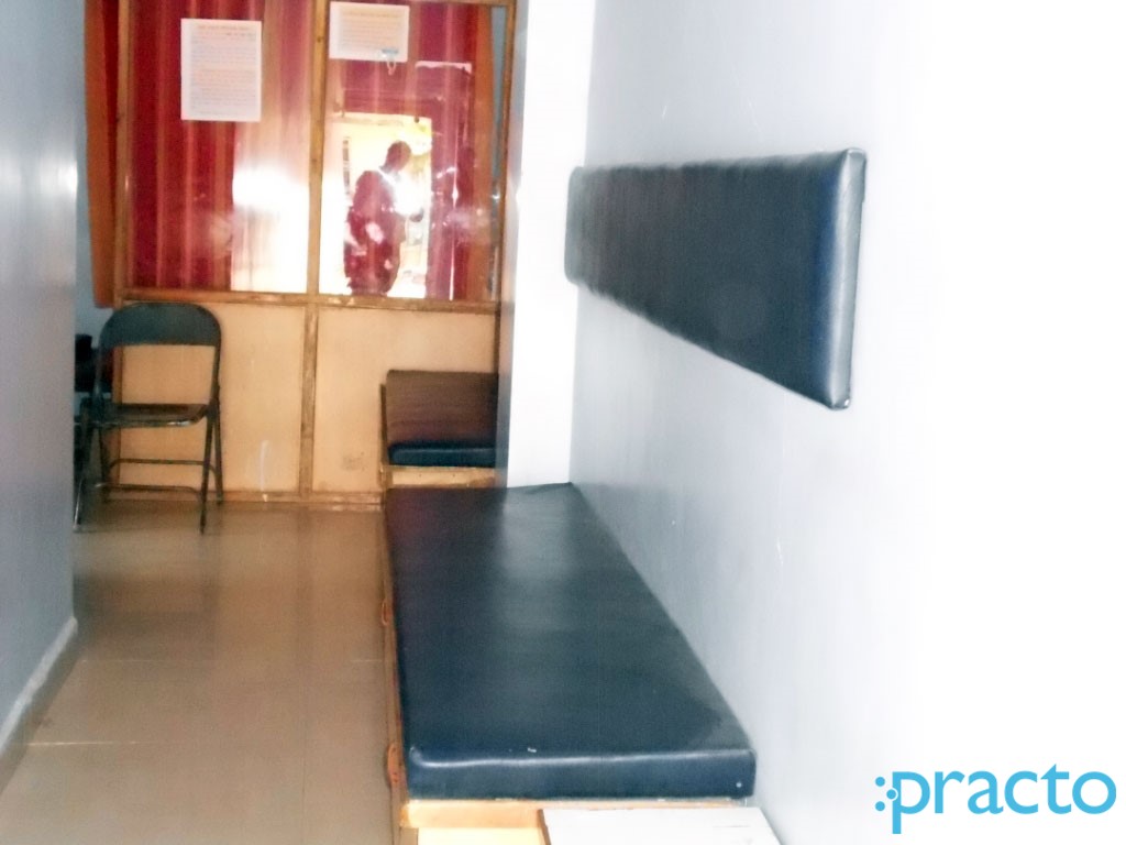 Waiting Area at Charjan Clinic Shivaji Nagar Aurangabad
