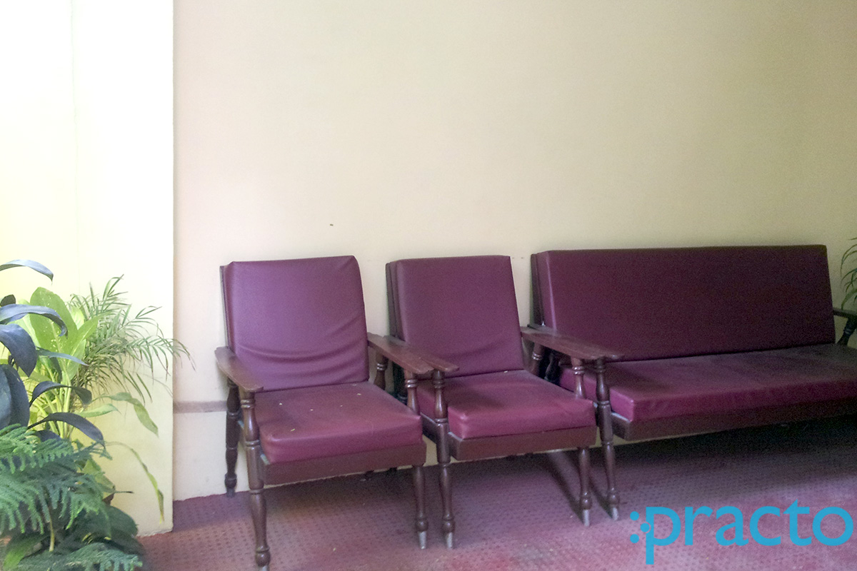 Waiting Area at Dr. A. Parveen's clinic Byron Bazar Raipur