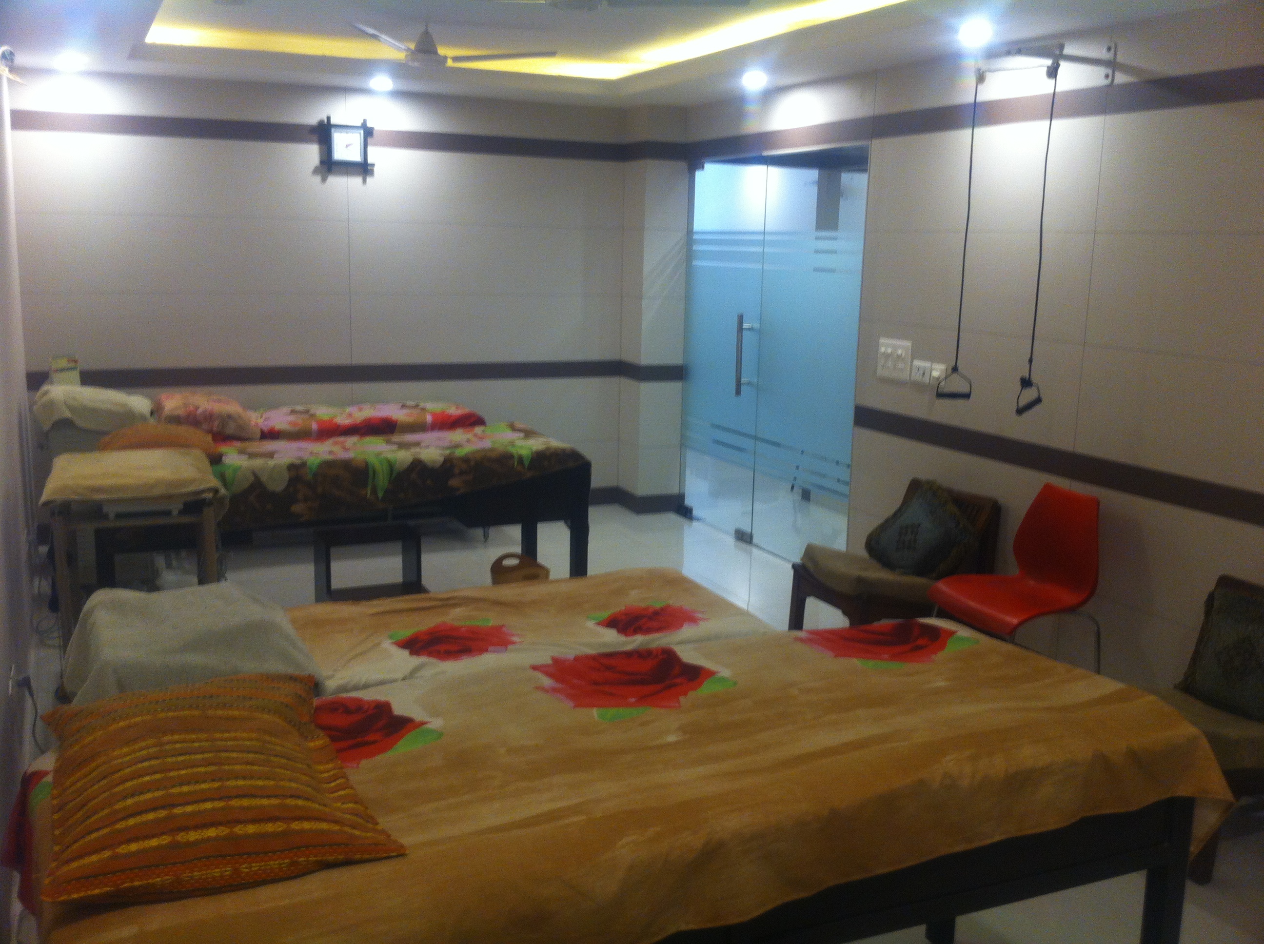 Dr. D. P. Majumdar Bone & Joint Clinic CR Park Delhi
