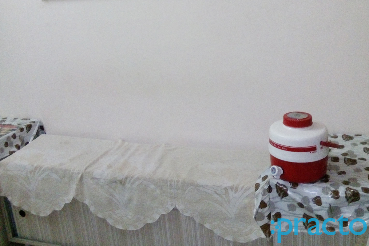 Waiting Area at Ankit Dental Clinic Rajajipuram Lucknow