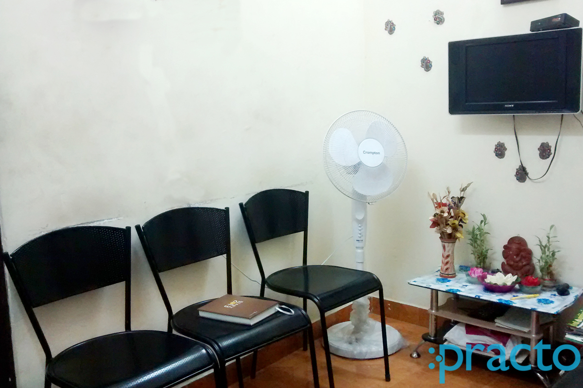 Waiting Area at Sri Sanjeev Multispeciality Dental Clinic West Mambalam Chennai