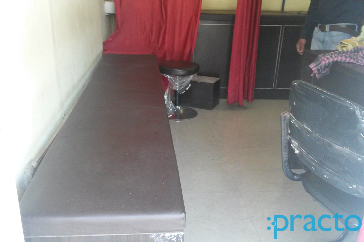Waiting Area at Physio Heal and Cure Clinic Bharat Heavy Electricals (BHEL) Bhopal