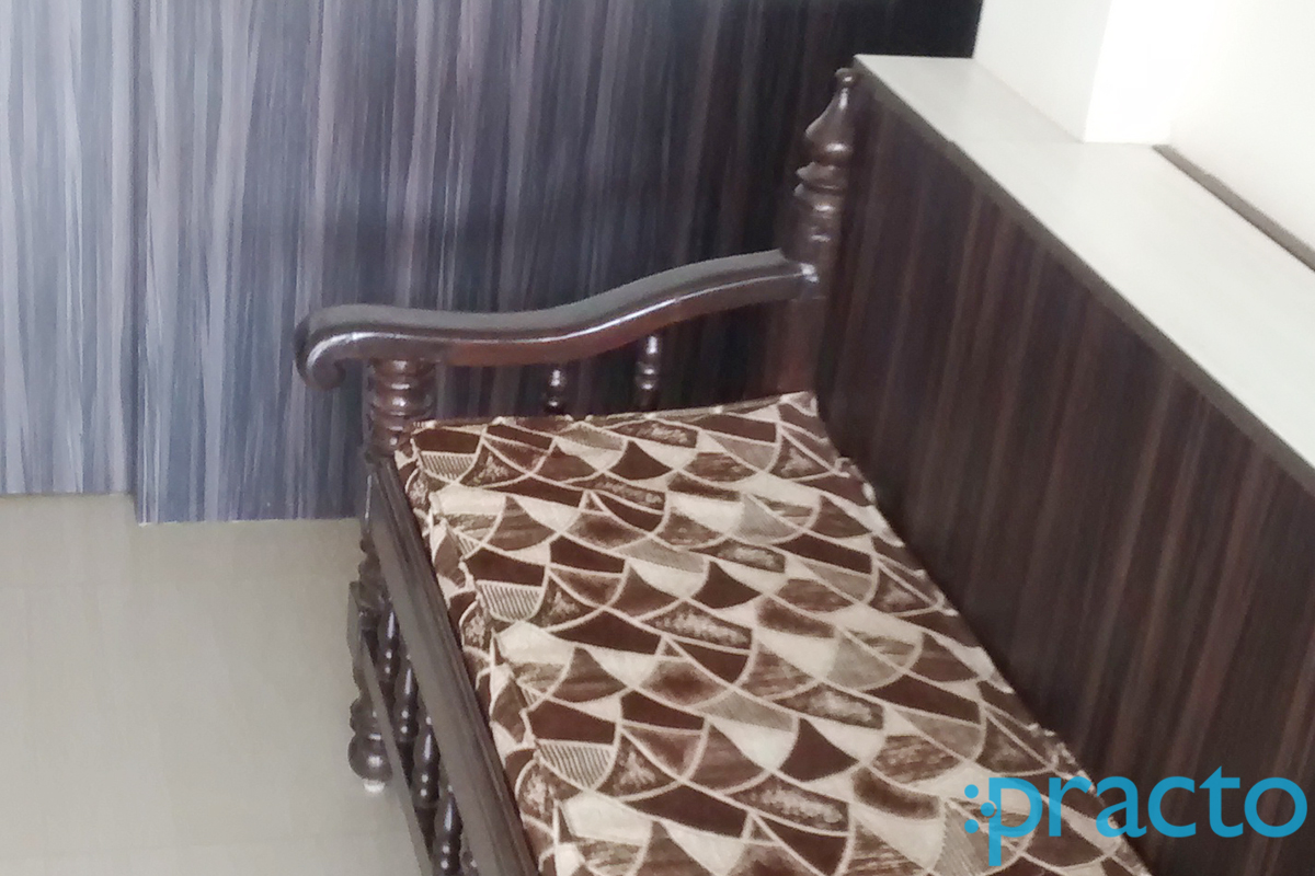 Waiting Area at Satguru Clinic Kharbi Nagpur