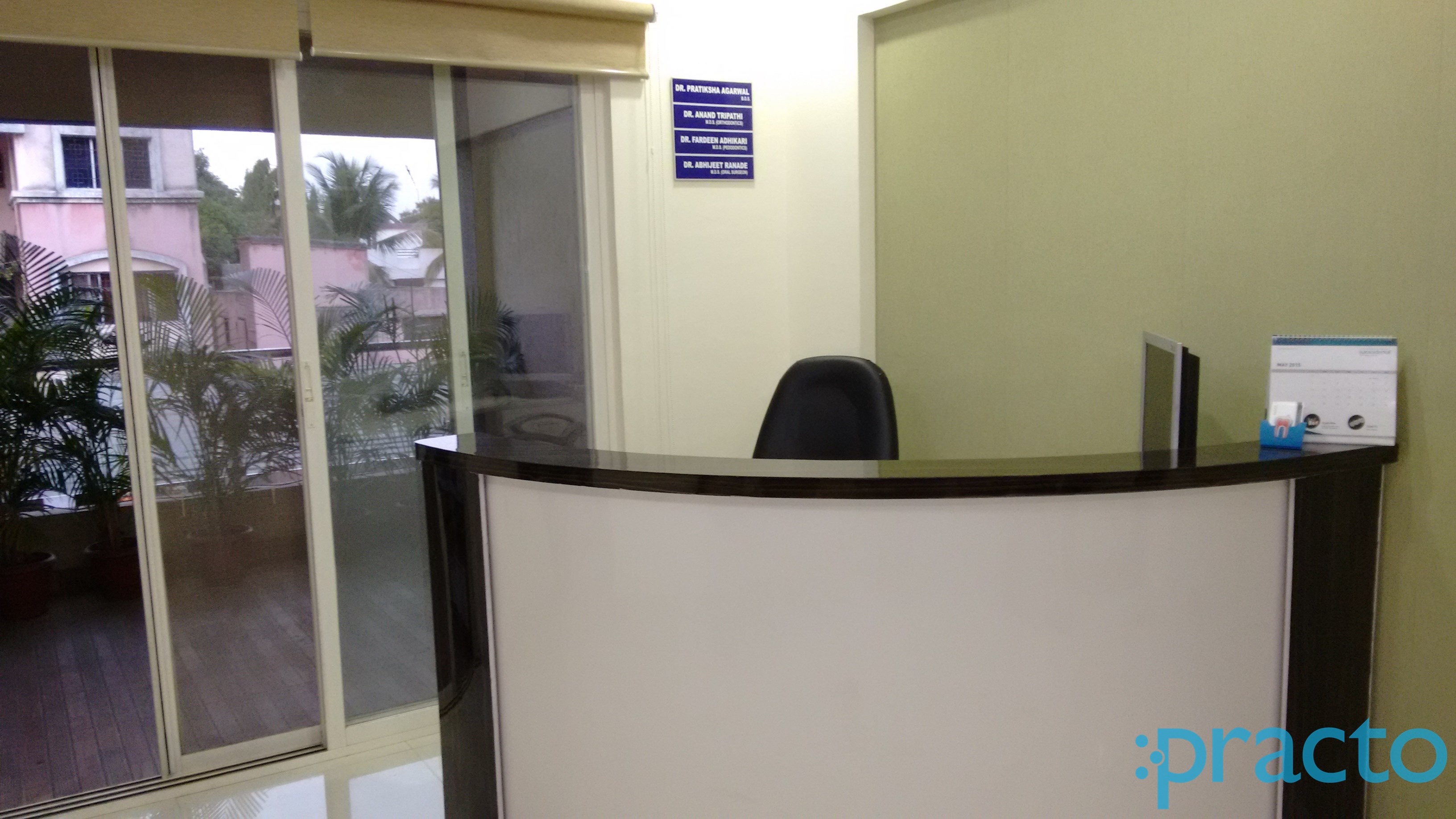 Reception at Impressions Dental Care Vishrantwadi Pune