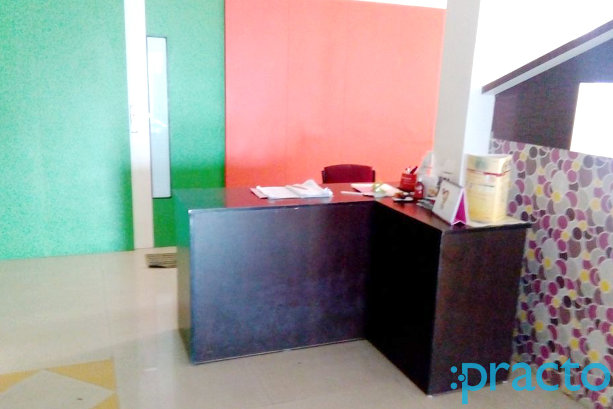 Reception at Dr. K. Ravi Kiran Reddy Clinic Akkayyapalem Visakhapatnam