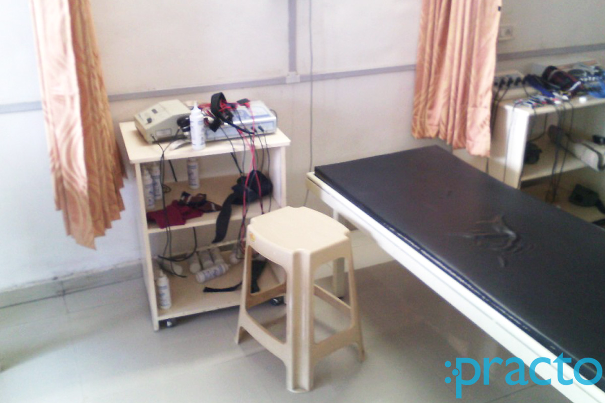 OPD/Ward at Vinayak Physiotherapy And Weight Loss Clinic Amroli Surat