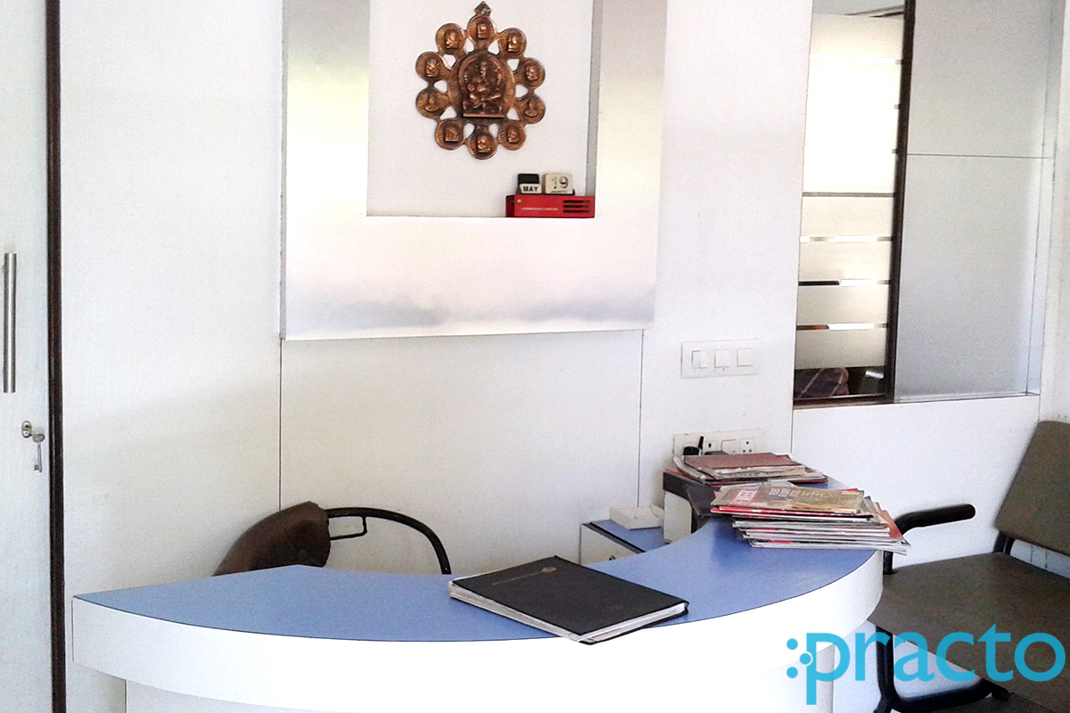 Reception at Dental Speciality Clinic & Implant Centre Subhanpura Vadodara