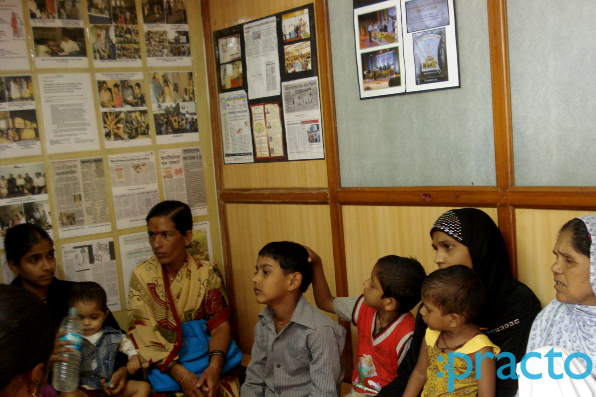 Waiting Area at Dr Tapas Dugad Gandhi-upnagar Nashik