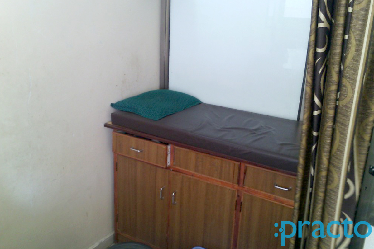 OPD/Ward at Shri Ganesh Clinic Godadara Surat